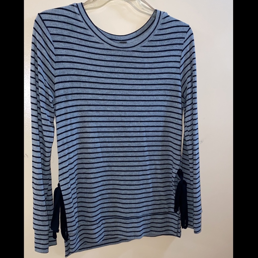Women’s sweater